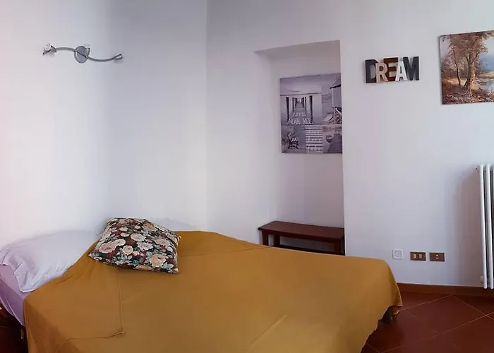 Le 5 Vie, Maggiore Apartamento